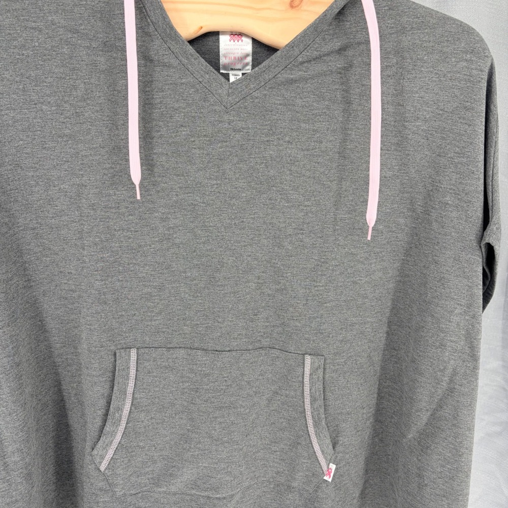 Db Sunday Hoodie Poncho 1X Gray Pink Ribbon Short Sleeve V-Neck Kangaroo Pocket